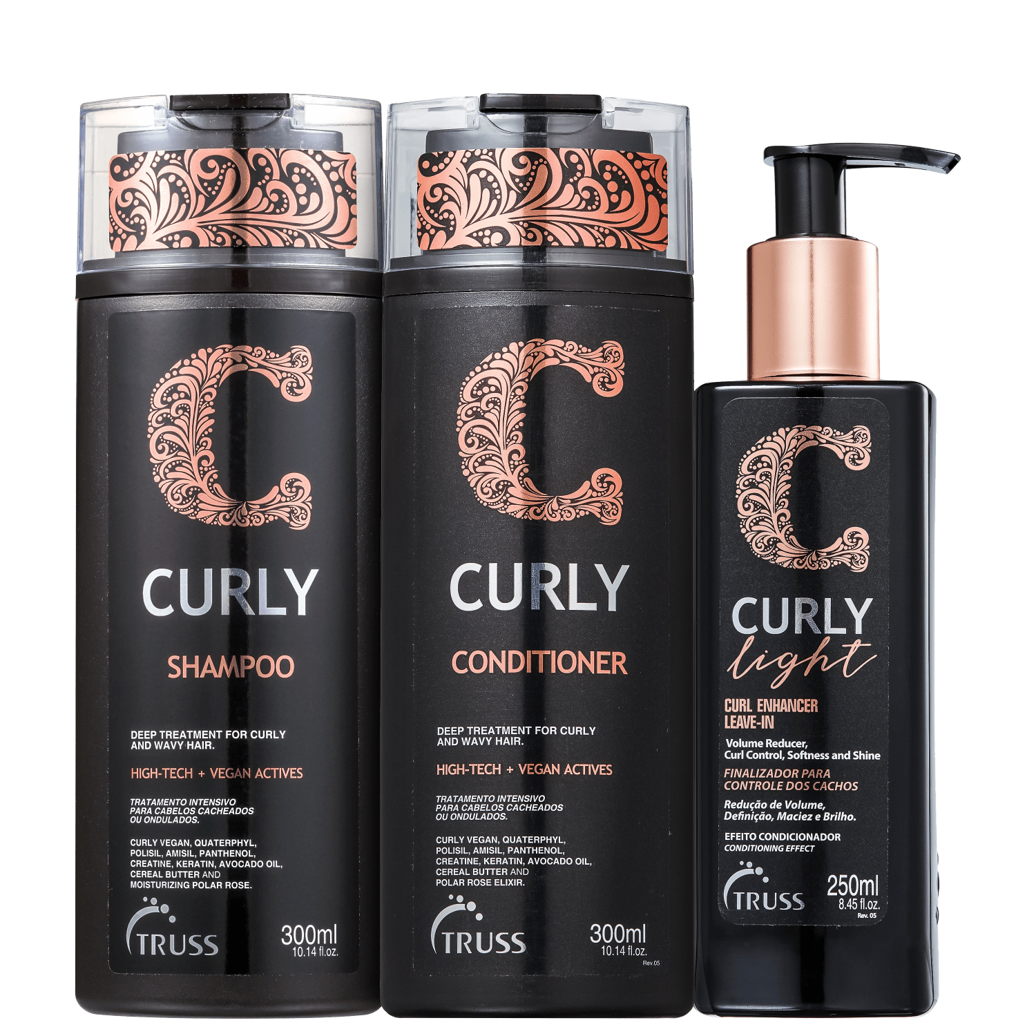 A imagem mostra uma linha de produtos para cabelos da marca Truss. São eles:
- Shampoo Curly Low Poo
- Condicionador Curly
- Ativador de Cachos Curly